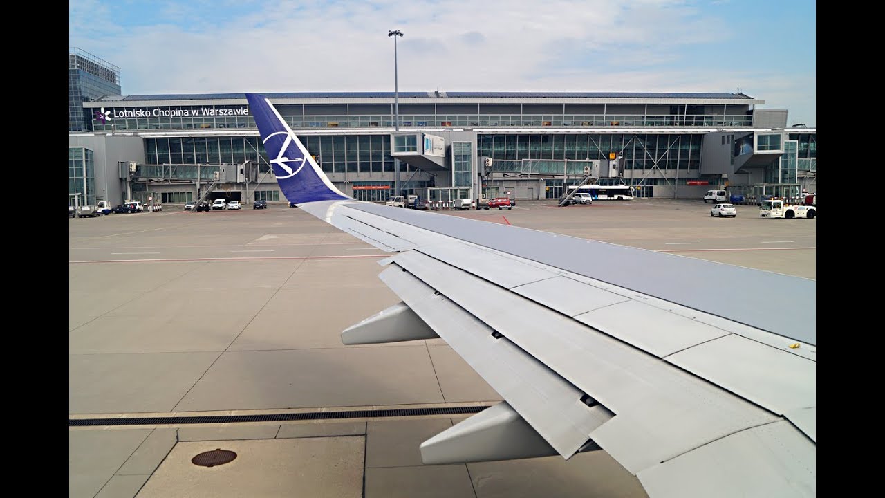 ==✈ LOT Polish Airlines | NEW Boeing 737-800 | Departure from Warsaw ✈