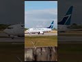 Aterrizaje por pista 10..“B737”-7CT Westjet (C-GYWJ).. Mérida Yucatán