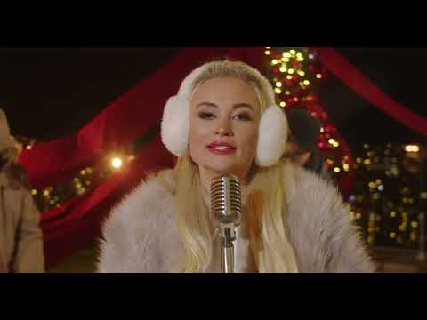 Angela Замітає зима