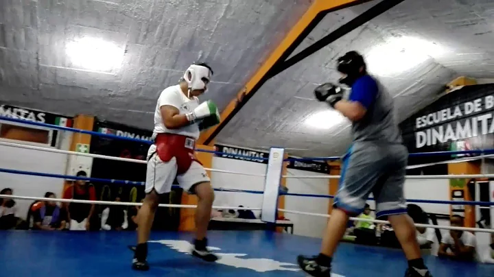 Sparring de Ricardo Pion(RBC) vs Ubaldo (DBC) en A...