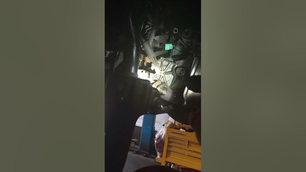 2011-12 Suzuki Sx4 Alternator Removal - YouTube