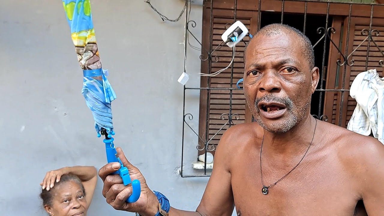 NAL COMPROU O GUARDA CHUVA QUE QUEBROU E ELOI NÃO ACEITOU