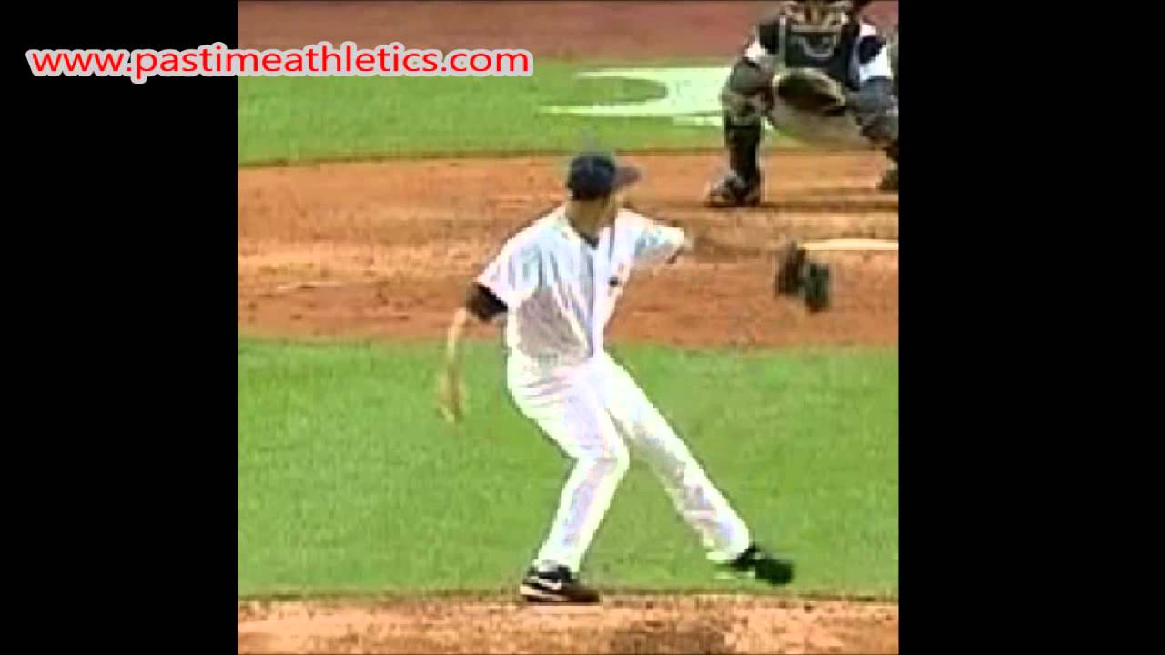 Mariano Rivera Pitching Slow Motion - How to Throw Cutter Cut