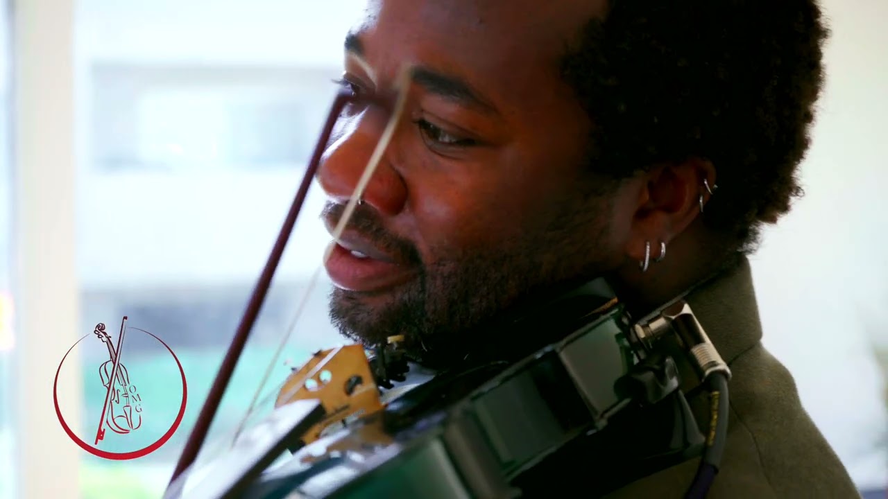 Tim performing Doo Wop That Thing by Lauryn Hill on violin