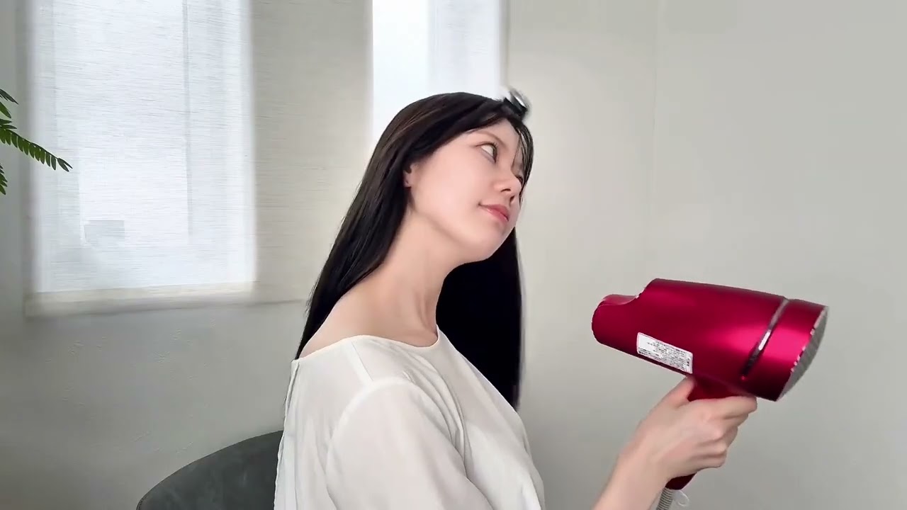 生体ゆるなでブラシR-on | ヘアブラシ | 便利なキッチン用品・ボディ