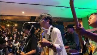 Download lagu Secluded -Liburan Dirumah