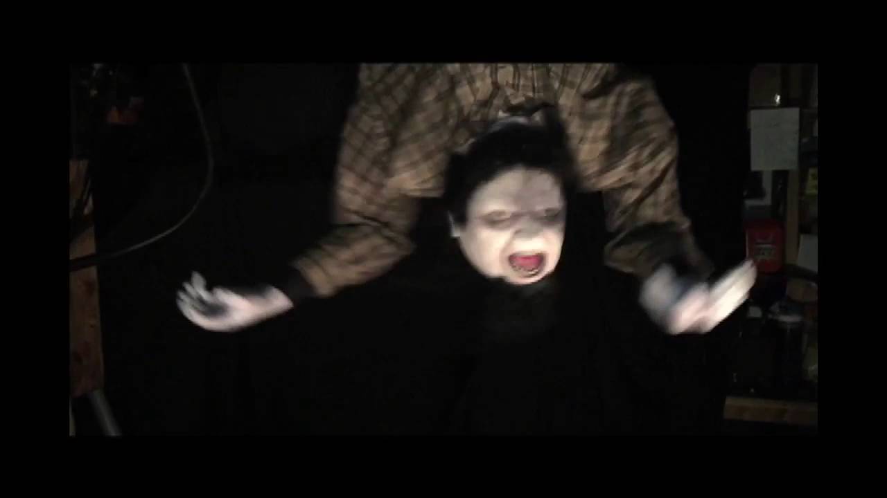 Hanging Torso Maniac - Crazy Animated Prop