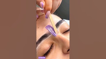 Perfectly Sculpted Brows | Thread + Wax Tutorial #eyebrows #waxing #beautytips #shortvideo