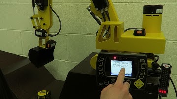 Leica iCON iXE2 2D Excavator Bucket Calibration