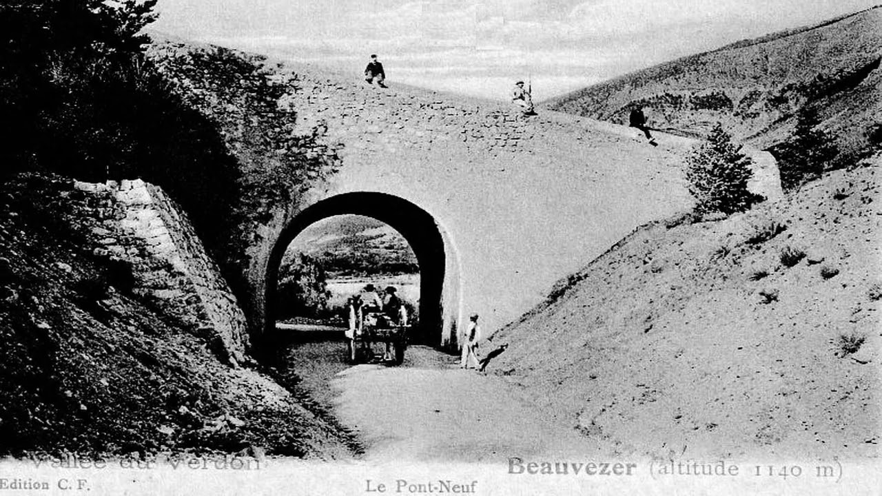 IL ETAIT UNE FOIS LE VILAGE DE BEAUVEZER