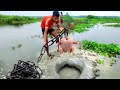Undeliverable underground fishing techinque monster catfish catch river big holea chicken fishing