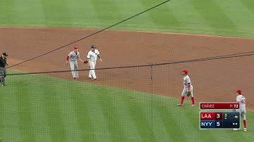 LAA@NYY: Valbuena fields, steps on first to start DP