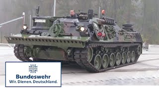 Waschtag bei der Bundeswehr -Panzerwaschanlage in Klietz