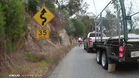 Trailer Failure | Close passes | Caught on the Cycliq Fly12 and Fly6