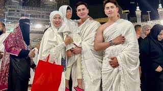 Senangnya Vania Umroh Pertama Bersama Mama & Kedua Kakak Gantengnya guys...