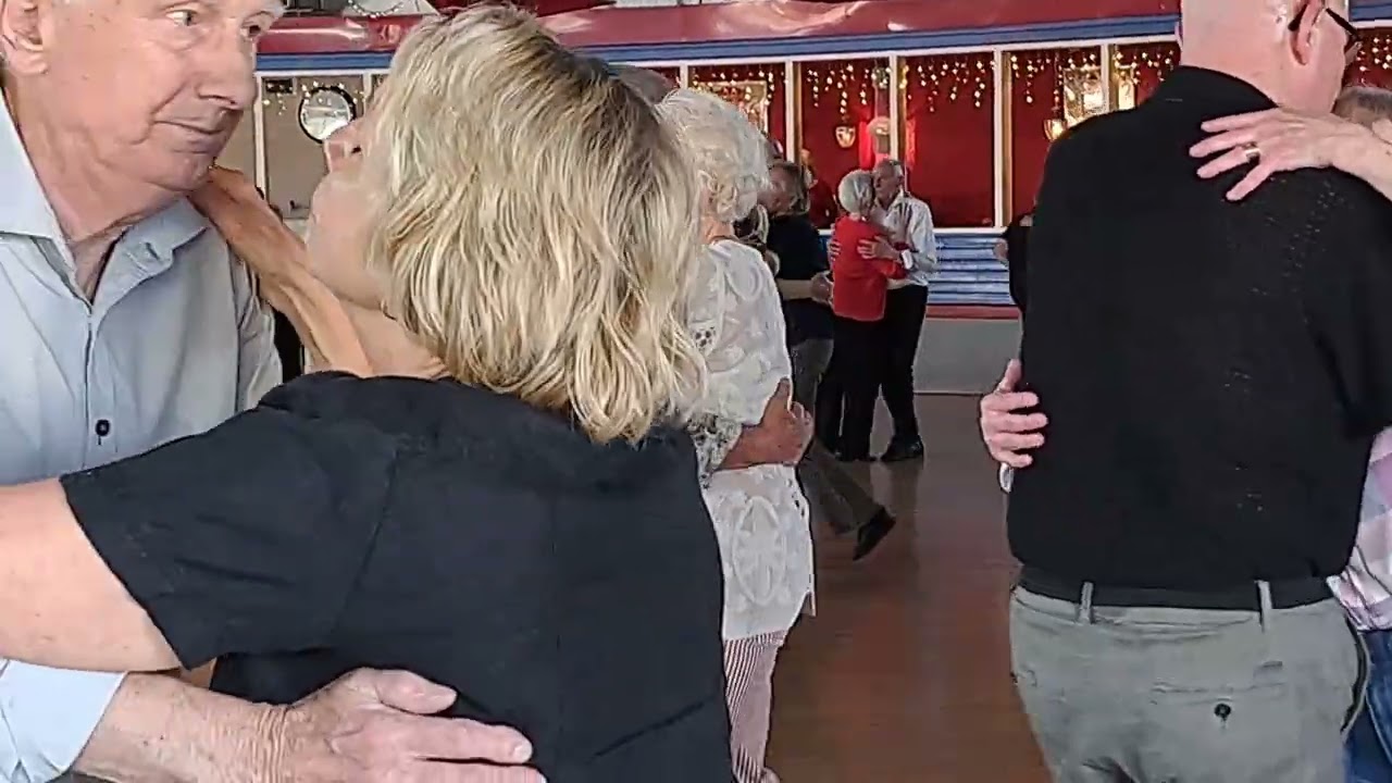 Engdahls- Brunnsparken 17/4-25 6/7