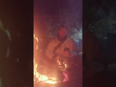 يحاصرني شعور الذل لما أرى الأبطال كبلهم حقير يوسف مغربي