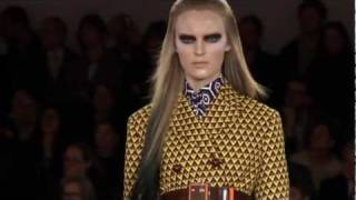 PRADA FALL/WINTER 2012 WOMENSWEAR SHOW