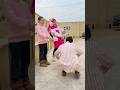 تنمرو على حجمه والصدمة 😱 عمو الشرطي سجنهم !!