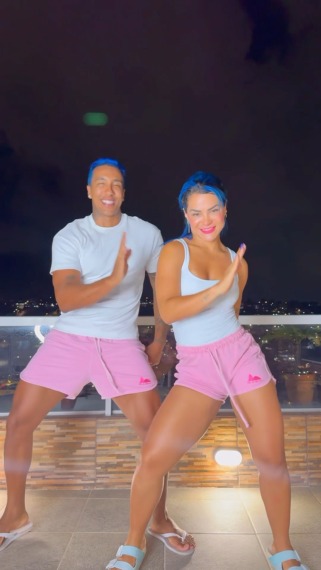 Porshe Azul ??? @ApolloSant #dance #entretenimento