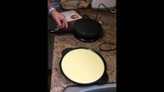 crepes on the new Velata Crepe Maker