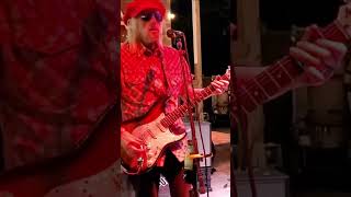 Howlin Waters - The Real Deal (stevierayvaughan texasblues guitar bluesmusic bluesrock)