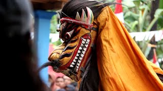 barongan ebeg ki sabdoguno turonggo seto buayan