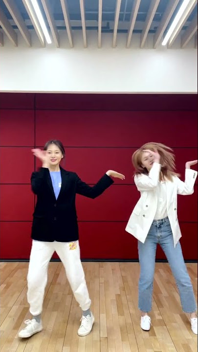 TWICE Tiktok Update || SANA, TZUYU - What is Love?💃🕺💕(Pulp Fiction 2021 ver.)