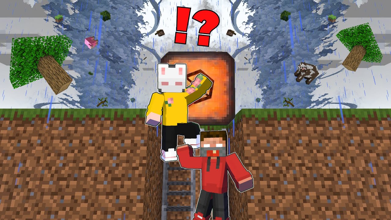 REALISTIC EPIC TORNADO vs Doomsday Bunker in Minecraft