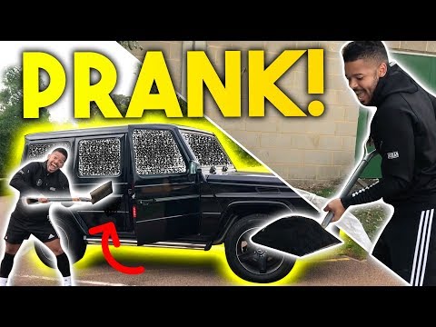 savage-black-bits-in-car-prank!-f2-prank-wars!