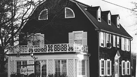 Amityville Horror! Ed and Lorraine Warrens Most Fa...