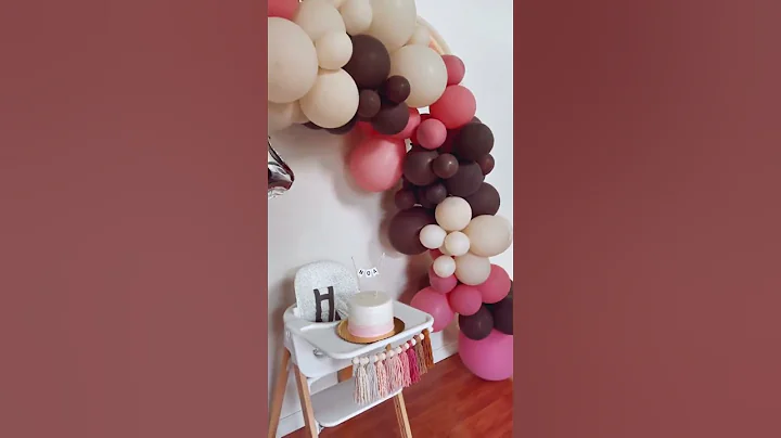 1st bday vibes 🤍 #1stbirthday ##decoratewithme #bdaydecor #birthdaybabygirl #birthdaybaby #momtok