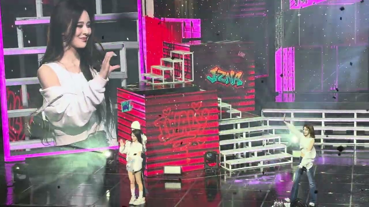 2. 2025 izna 1st fan con in Seoul