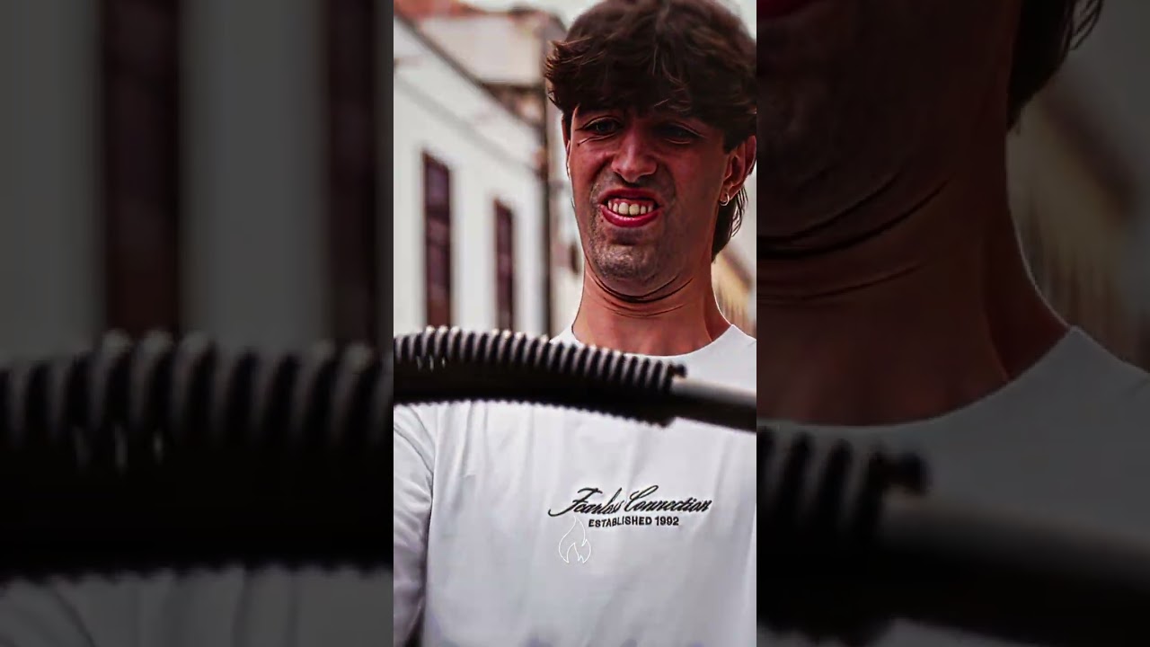 This Man Proves That Dad Strength Is Real...💪