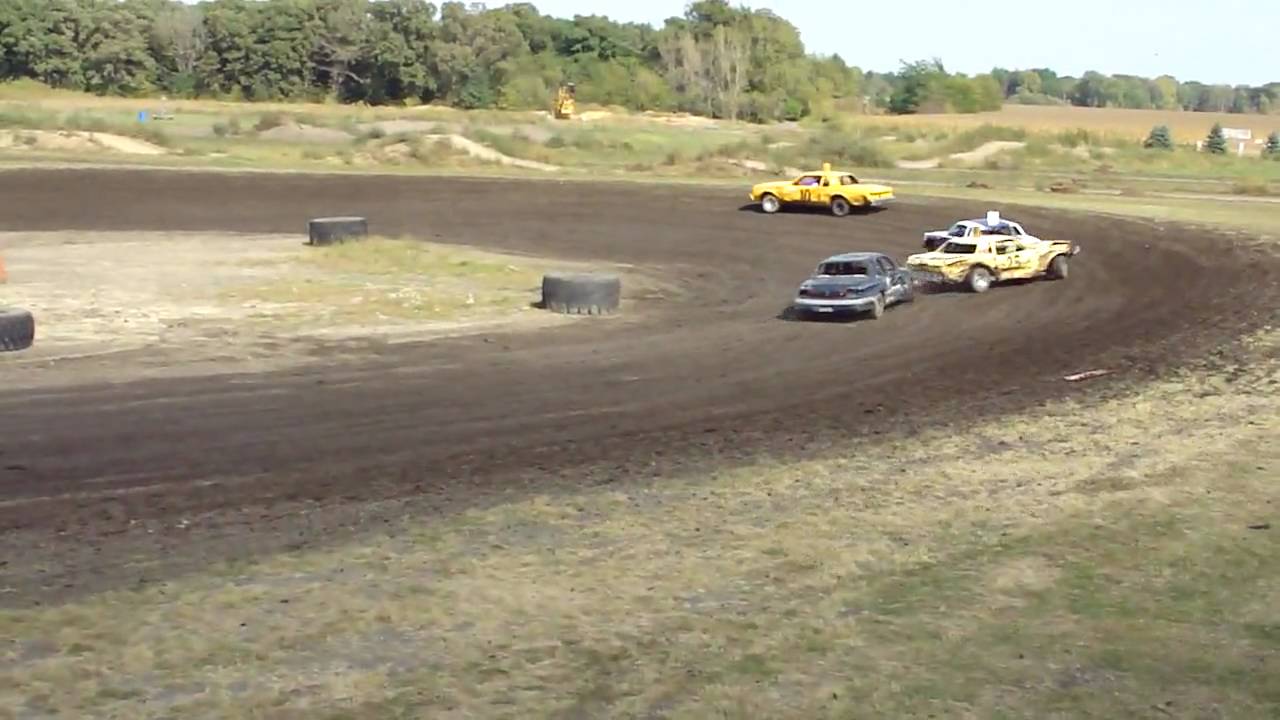 ster County Fairgrounds Figure 8 Racing RearWheel Main YouTube