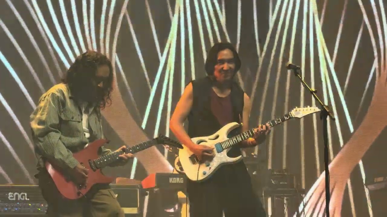 Konsert Slam X Exists Opening-Jesnita/Kembali Merindu