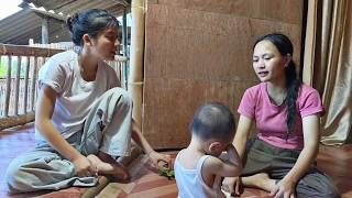 Upon returning, Chinh's younger sister hurriedly asked about Chinh's boss. screenshot 5