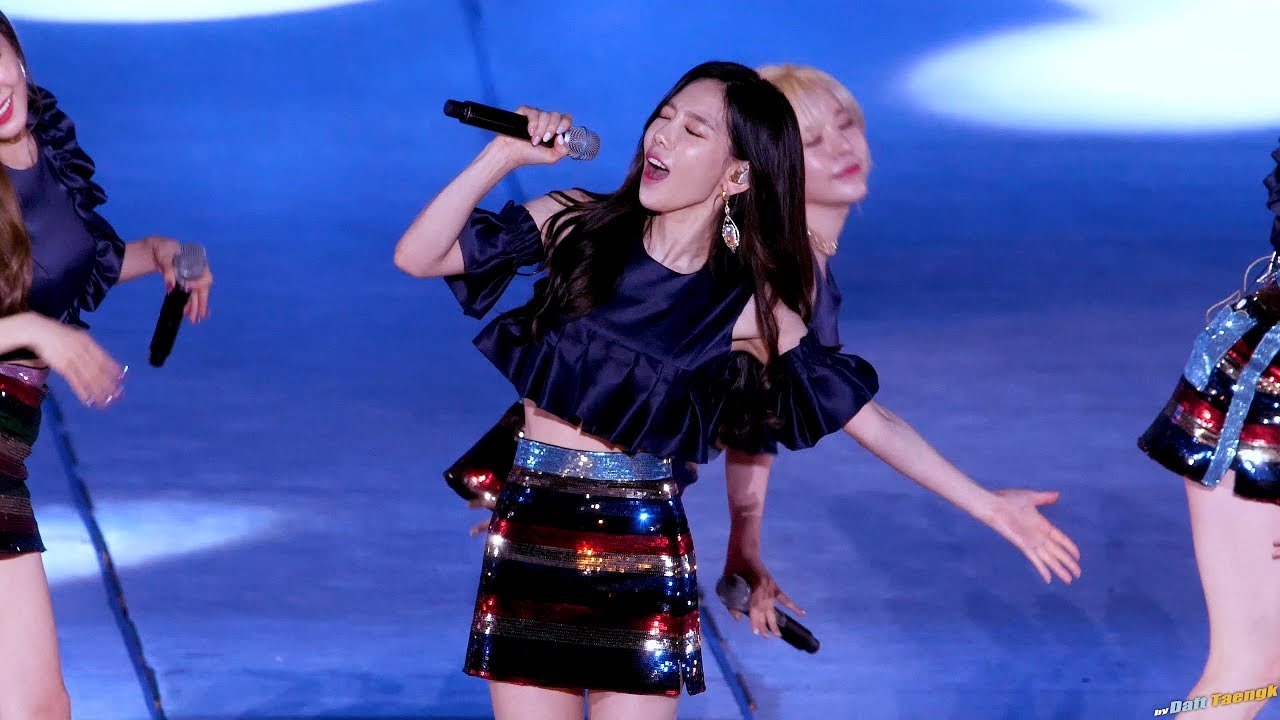 170708 SMTOWN LIVE - 태연(소녀시대) 'Party' 4K 직캠 by DaftTaengk