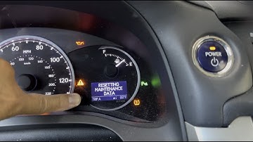 2013 Lexus CT 200h - oil change service interval reset (DIY36)