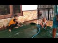 cuci kambal sambil main air