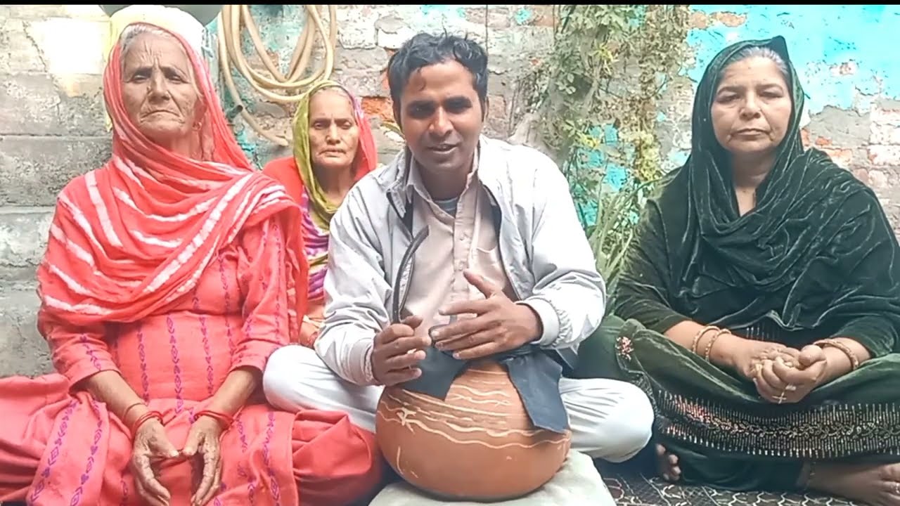 मीरा का बहुत सुंदर भजन संतोष और पार्टी (भर‌ङ लडगी)