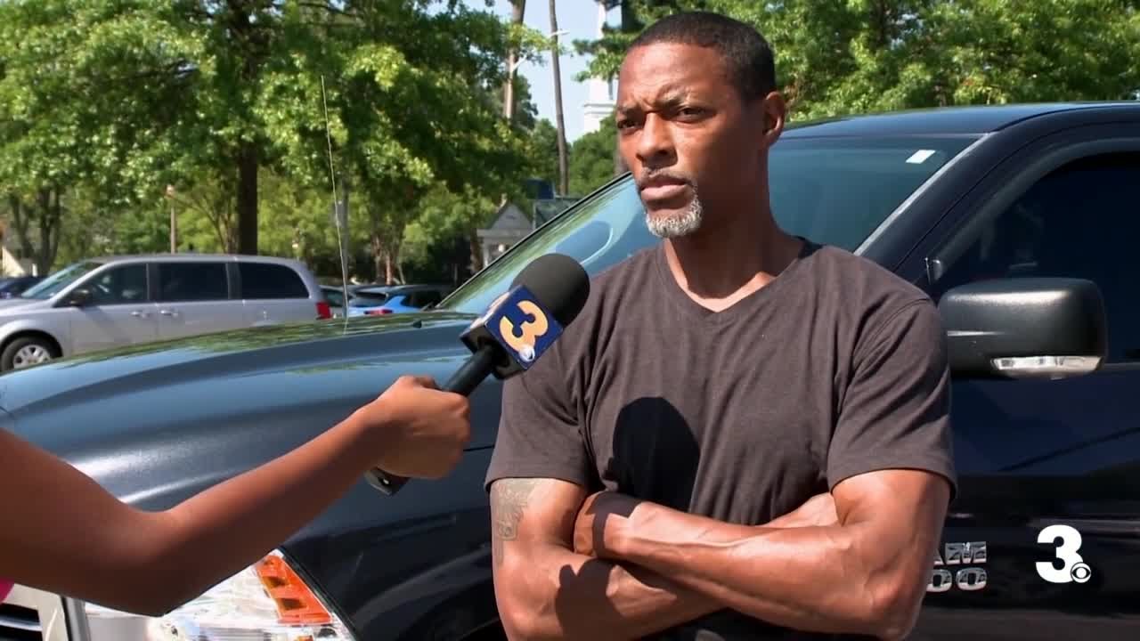 Man killed in possible road rage incident - YouTube