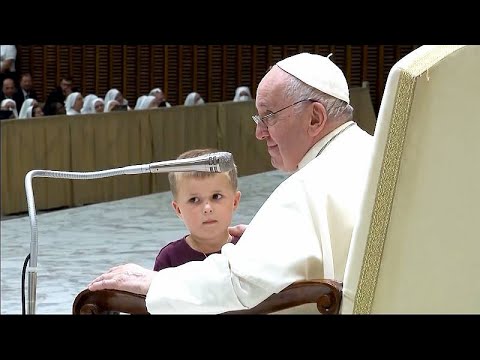 Kind stört Generalaudienz - Papst Franziskus: \