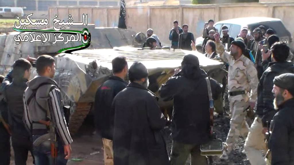 الشيخ مسكين الاستشهادي ابو ادم قبل انطلاقه لتفجير مساكن الضباط 7-12-2014