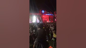 Akira Watching Apink Live Performance Indonesia @Music ForAll Fest 2023 LMAC #apink