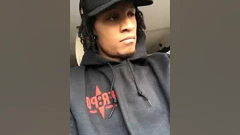 Larry Bourgeois Of Lestwins Live
