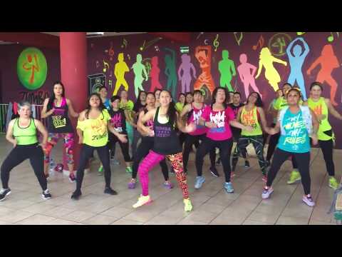 Bailoterapia reggaeton para bajar de peso wilson dance studio