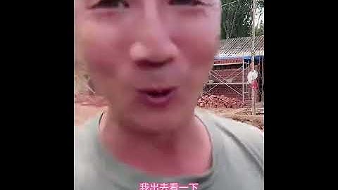 【小唐的老挝媳妇阿珍】正式開始做磚牆，丈母娘被中國父親手藝驚呆了：又漂亮又紮實！#中外家庭 #農村生活