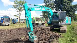 NEW KOBELCO SK140LC-11 แกะมาได้ 950ชม. เปิดบ่อใหม่งานปากบ่อดินดำ ดั้มแรง excavator and truck EP.8298