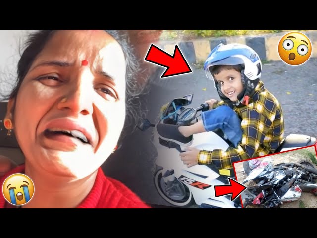 Accident Hogya Kunali Ke New Bike Ka 😱 || Sourav Joshi vlogs class=